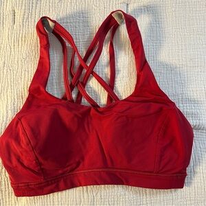 LULULEMON Sports Bra Size 4 burgundy/red